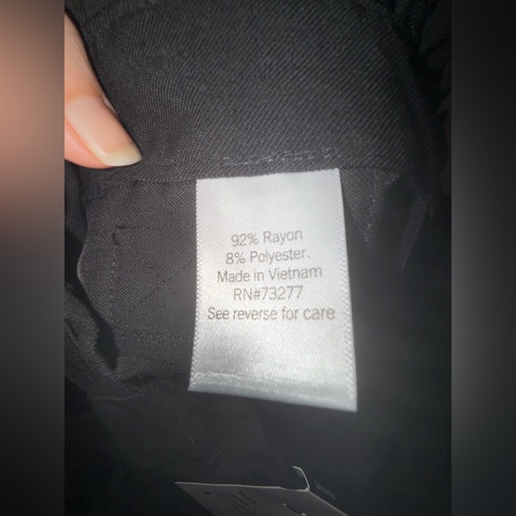 Nine West High Rise Paperbag Pleated Belted Shorts Size Small Black Going Out - Picture 2 of 6